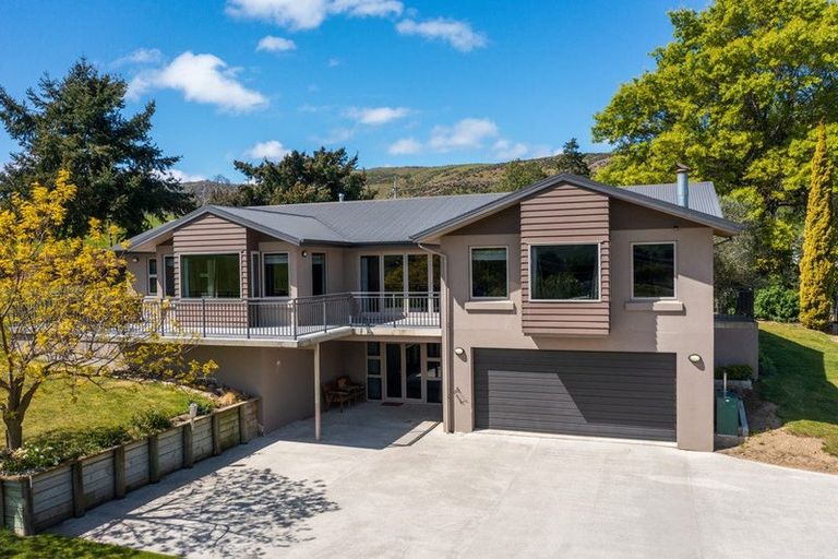 Photo of property in 126 Roxburgh East Road, Roxburgh East, Roxburgh, 9571