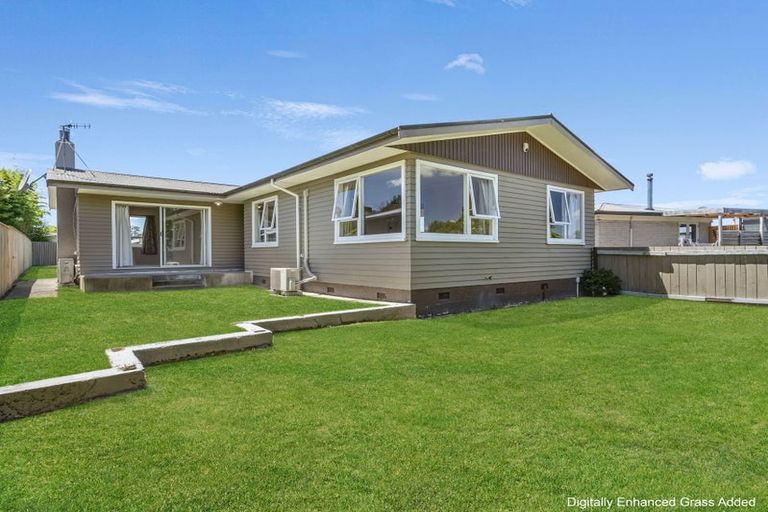 Photo of property in 12 Tasman Street, Havelock North, 4130