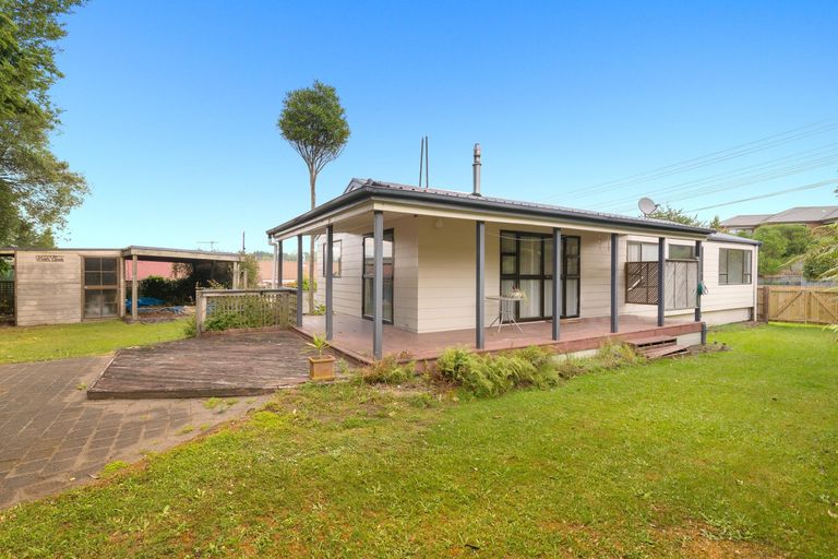 Photo of property in 468 Pukehangi Road, Pomare, Rotorua, 3015