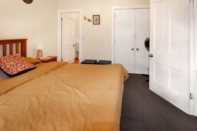 Photo of property in 57 Childers Terrace, Kilbirnie, Wellington, 6022