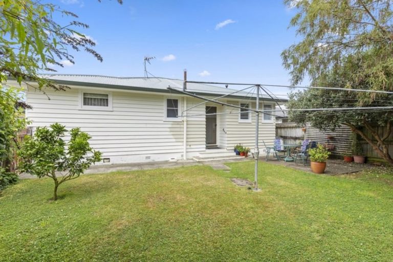 Photo of property in 4 Sullivan Grove, Epuni, Lower Hutt, 5011