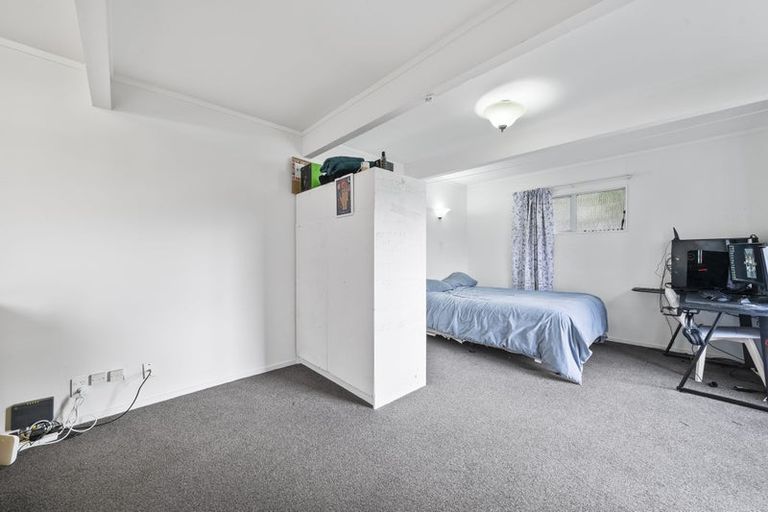 Photo of property in 10 Queens Drive, Kilbirnie, Wellington, 6022