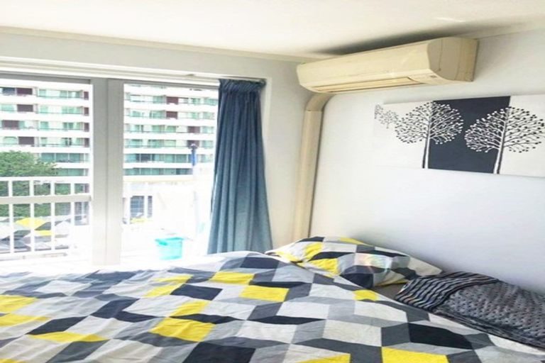 Photo of property in 8 Bankside Road, Silverdale, 0932