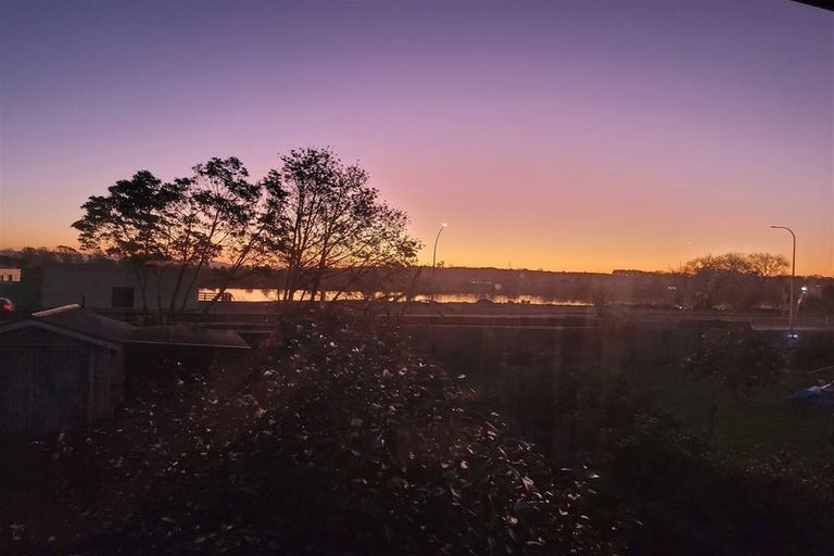 Photo of property in 17 Hakanoa Street, Huntly, 3700