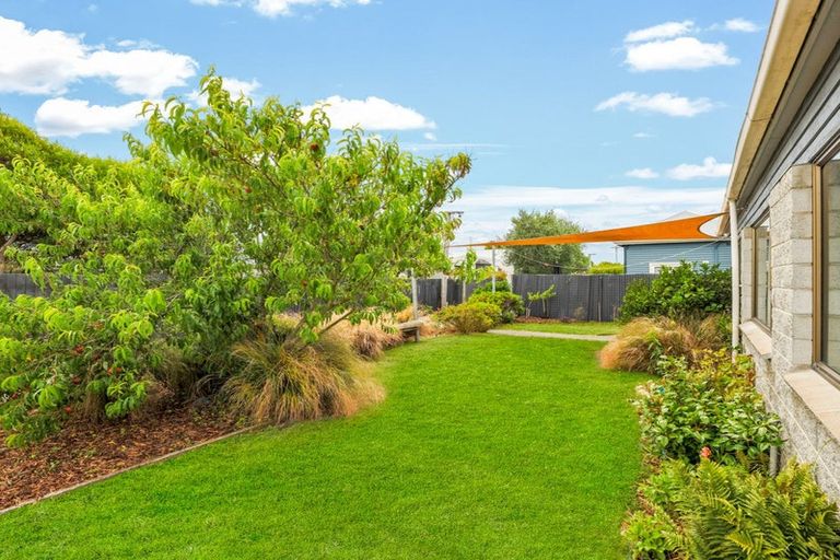 Photo of property in 14 Howe Street, New Brighton, Christchurch, 8083