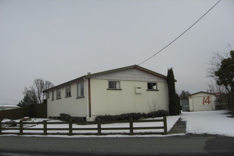 Photo of property in 14 Hallewell Road, Twizel, 7901