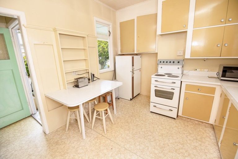 Photo of property in 16 Herrick Street, Marewa, Napier, 4110