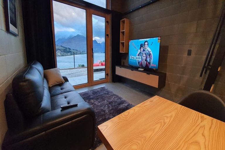 Photo of property in 10/66 Marina Drive, Frankton, Queenstown, 9300