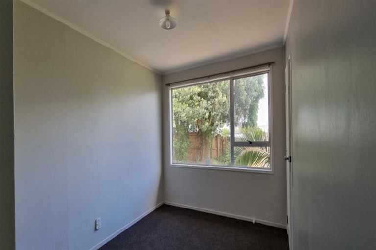 Photo of property in 30 Hyperion Drive, Randwick Park, Auckland, 2105