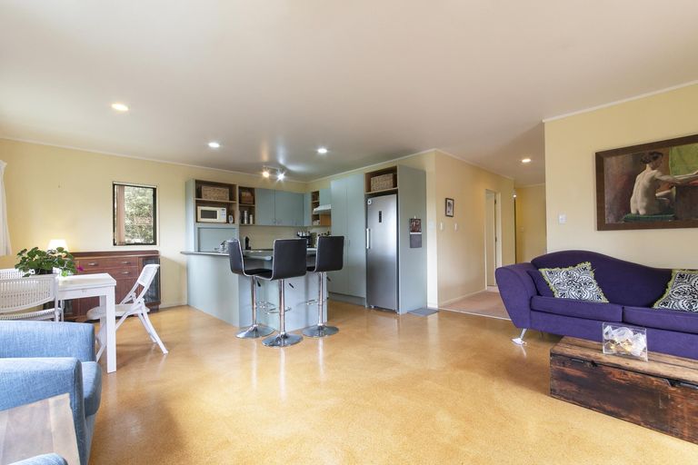 Photo of property in 38 Merlot Heights, Huapai, Kumeu, 0810