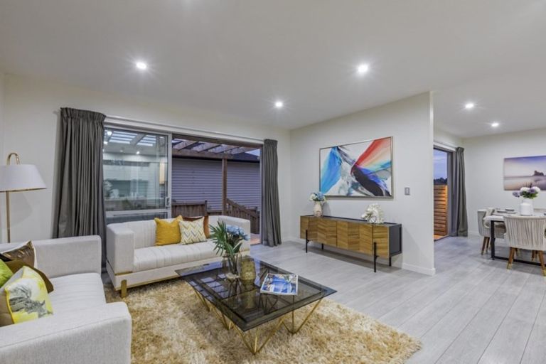 Photo of property in 59 Golden Morning Drive, Albany Heights, Auckland, 0632