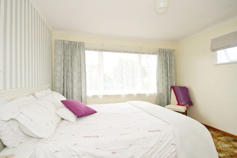 Photo of property in 14 Armagh Street, Levin, 5510