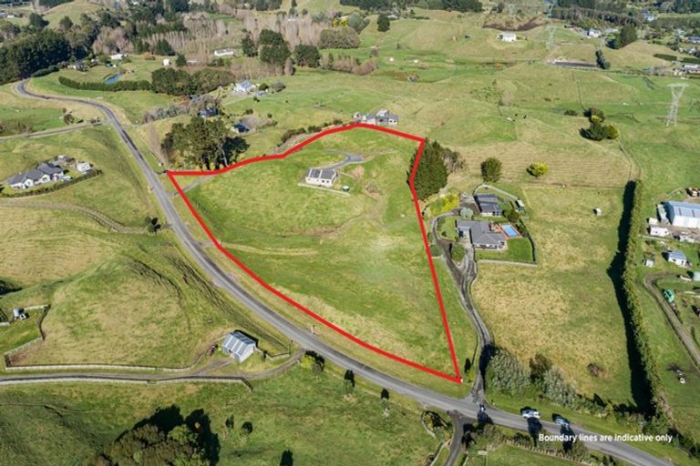 Photo of property in 155 Derham Road, Te Horo, Otaki, 5581