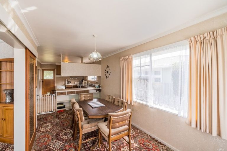 Photo of property in 1 Marsden Place, Awapuni, Palmerston North, 4412