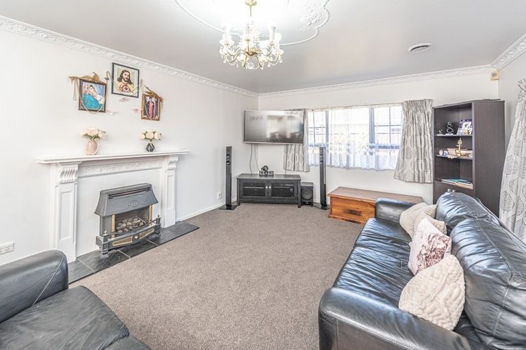 Photo of property in 2 Saint Helens Place, Tawhero, Whanganui, 4501