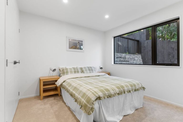 Photo of property in 6/30 Kiteroa Terrace, Rothesay Bay, Auckland, 0630