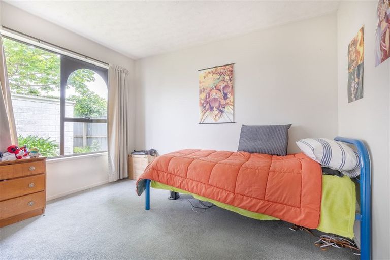 Photo of property in 34 Euston Street, Riccarton, Christchurch, 8041