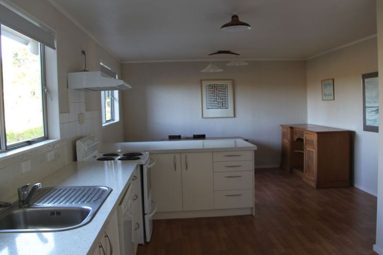 Photo of property in 84 Rangitane Loop Road, Kerikeri, 0294