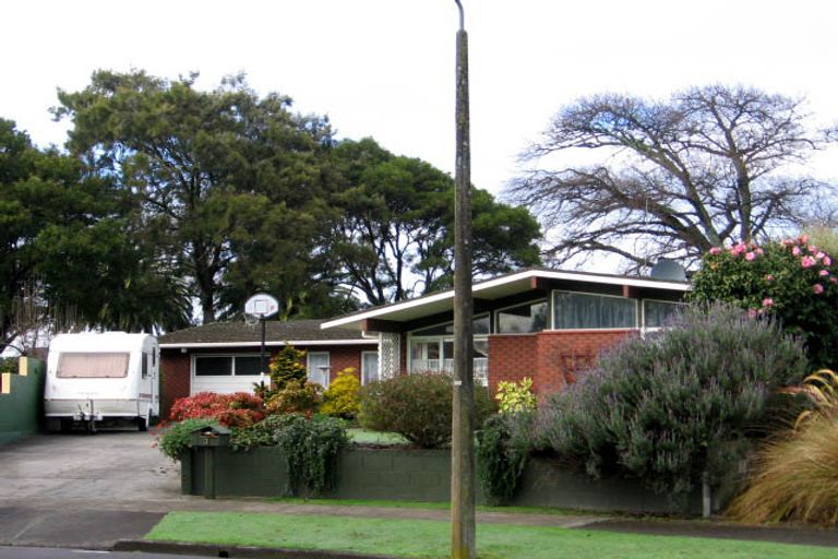 Photo of property in 3 Carbine Court, Awapuni, Palmerston North, 4412