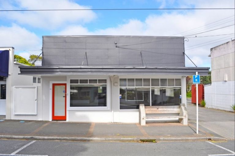 Photo of property in 66 Govett Avenue, Frankleigh Park, New Plymouth, 4310