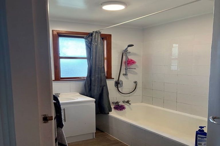 Photo of property in 101 Alexander Road, Raumati Beach, Paraparaumu, 5032