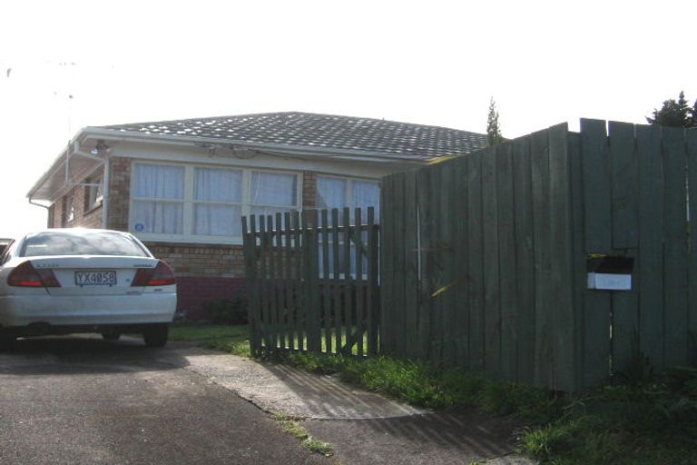Photo of property in 2/662a Pakuranga Road, Howick, Auckland, 2010