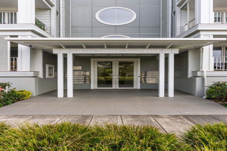Photo of property in 269 Hibiscus Drive, Orewa, 0931