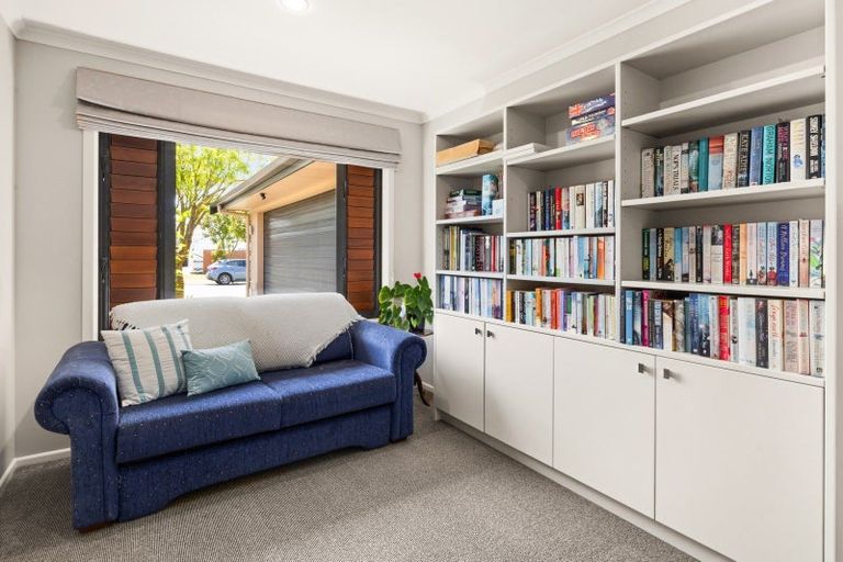 Photo of property in 4 Delta Mews Place, Clive, 4102