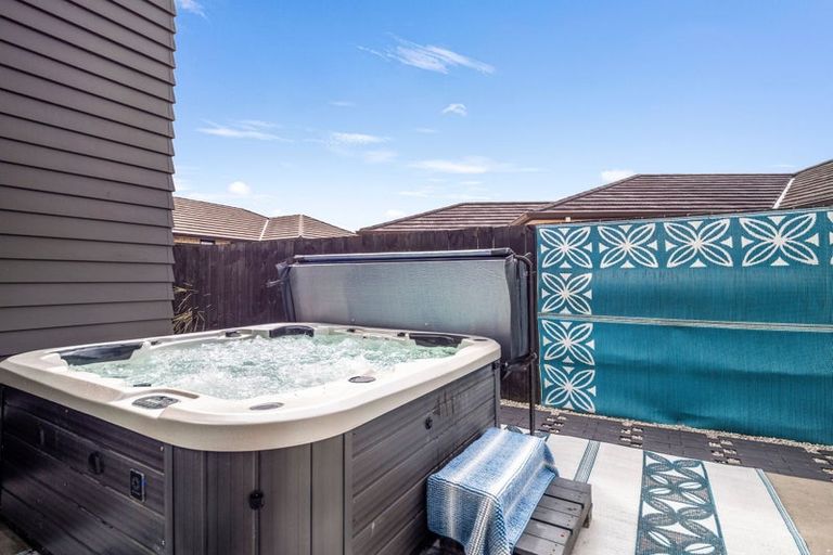 Photo of property in 13/15 Onukutara Place, Huntington, Hamilton, 3281