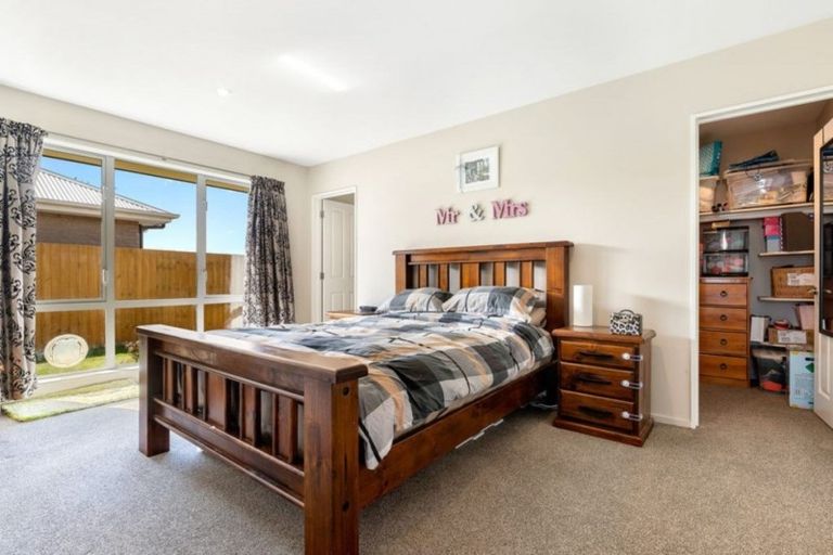 Photo of property in 39 Koura Drive, Rangiora, 7400