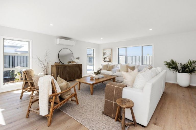 Photo of property in 45 Wai Whatu Street, Meeanee, Napier, 4110