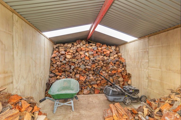 Photo of property in 134 Gladstone Road, Levin, 5571