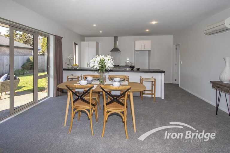 Photo of property in 8 Fredrica Lane, Heathcote Valley, Christchurch, 8022