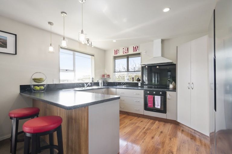 Photo of property in 2 Nautique Place, Waikawa, Picton, 7220