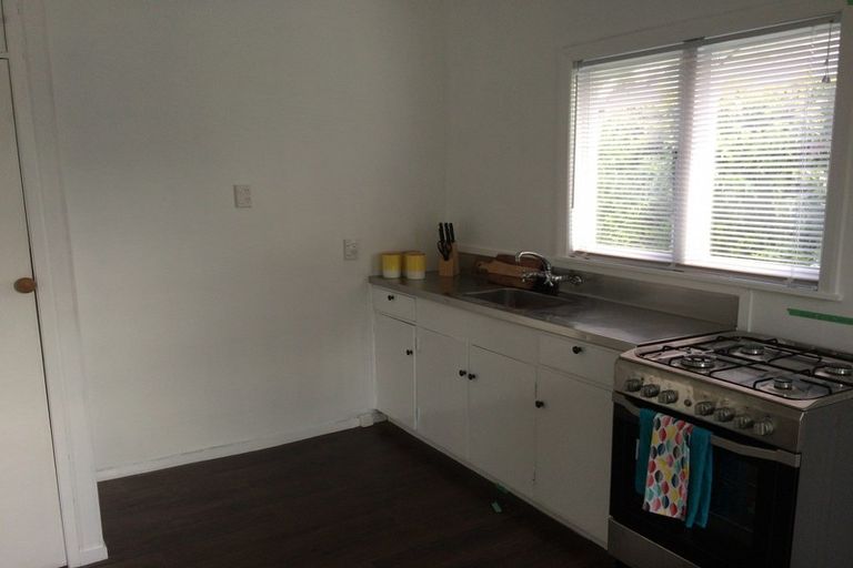 Photo of property in 9 Chelwood Street, Takaro, Palmerston North, 4412