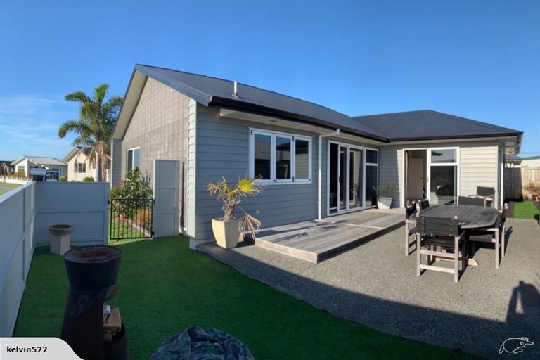 Photo of property in 4 Cassinia Close, Papamoa Beach, Papamoa, 3118