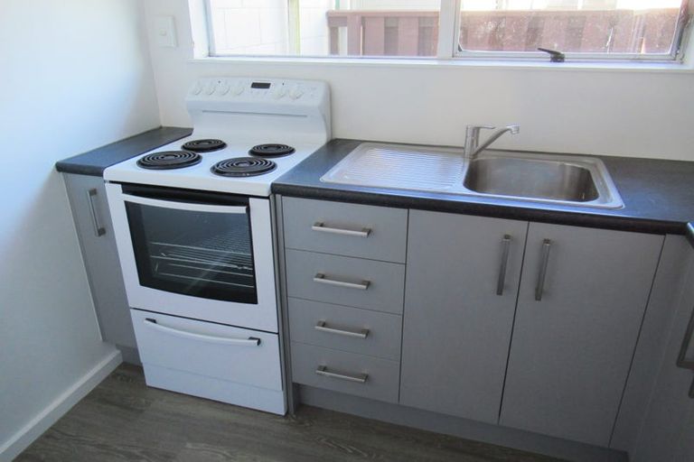 Photo of property in 3/37 Avalon Street, Richmond, Christchurch, 8013