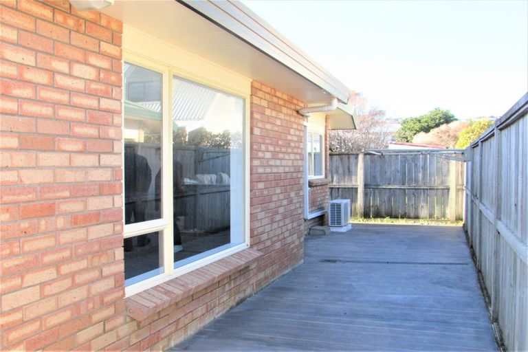 Photo of property in Miramar Villas, 5/3 Byron Street, Miramar, Wellington, 6022