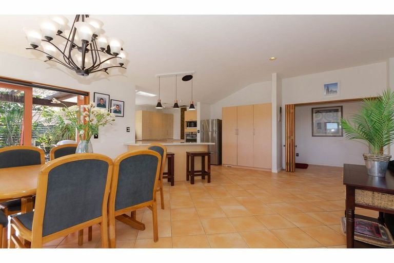 Photo of property in 33 Rarere Terrace, Kerikeri, 0230