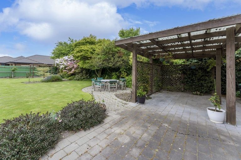 Photo of property in 33 Leistrella Road, Hoon Hay, Christchurch, 8025