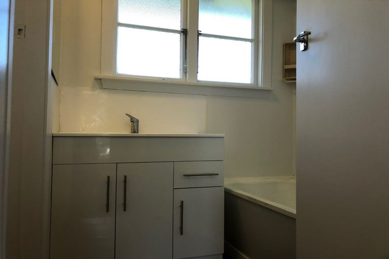 Photo of property in 54 Arthur Street, Upper Riccarton, Christchurch, 8041