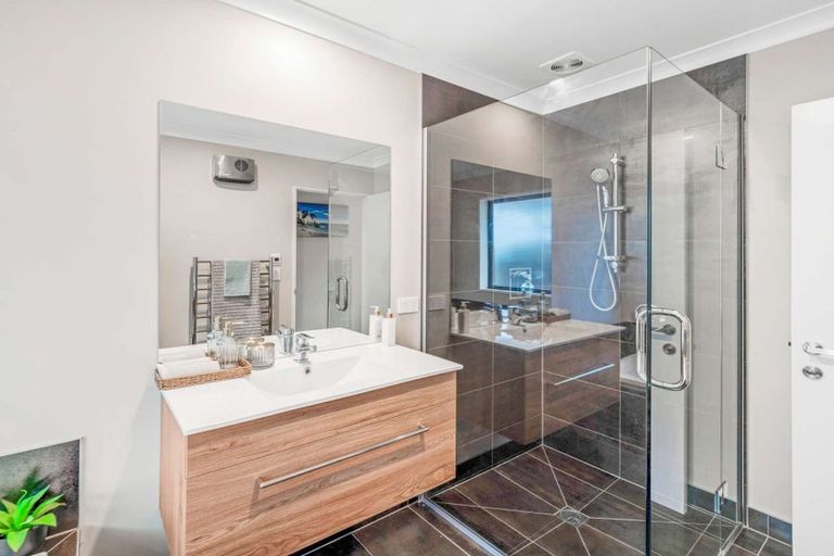 Photo of property in 38 Hinterland Drive, Prebbleton, 7604