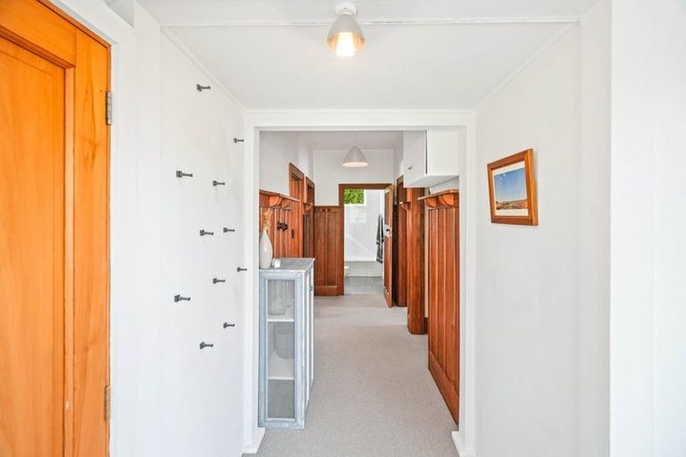 Photo of property in 25 Frankleigh Street, Somerfield, Christchurch, 8024