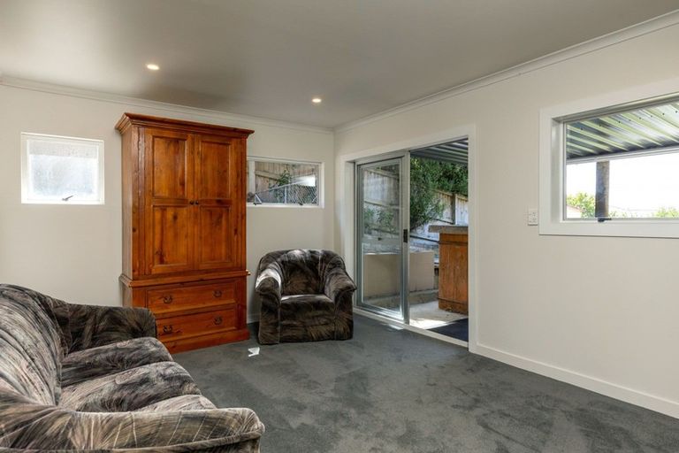 Photo of property in 11 Ranui Street, Waikawa, Picton, 7220