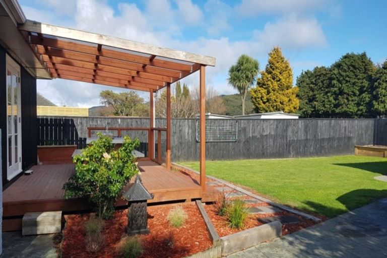 Photo of property in 63 Donnelley Drive, Wainuiomata, Lower Hutt, 5014