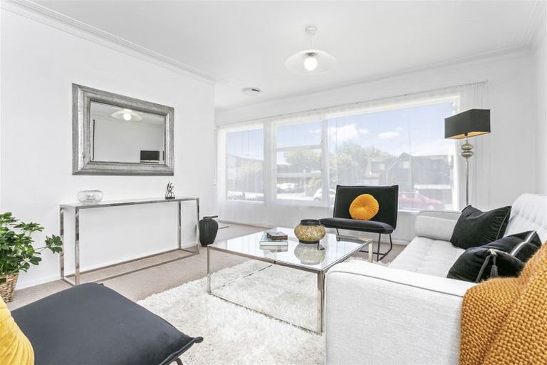 Photo of property in 1/49 Dominion Street, Takapuna, Auckland, 0622