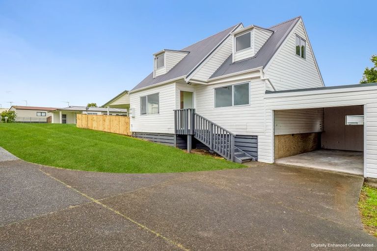 Photo of property in 1/24 Solveig Place, Randwick Park, Auckland, 2105