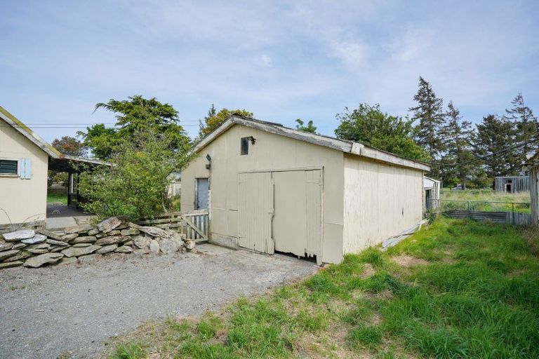 Photo of property in 9 Riverside Road, Oreti Plains, Winton, 9783