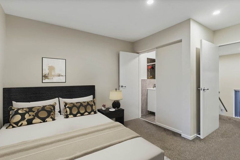 Photo of property in 37b Thomas Road, Mangere, Auckland, 2022