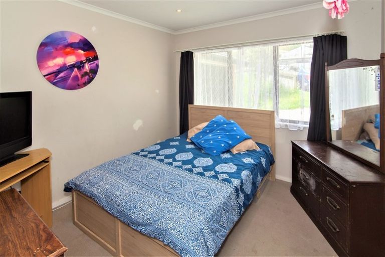 Photo of property in 93 Simpson Road, Ranui, Auckland, 0612